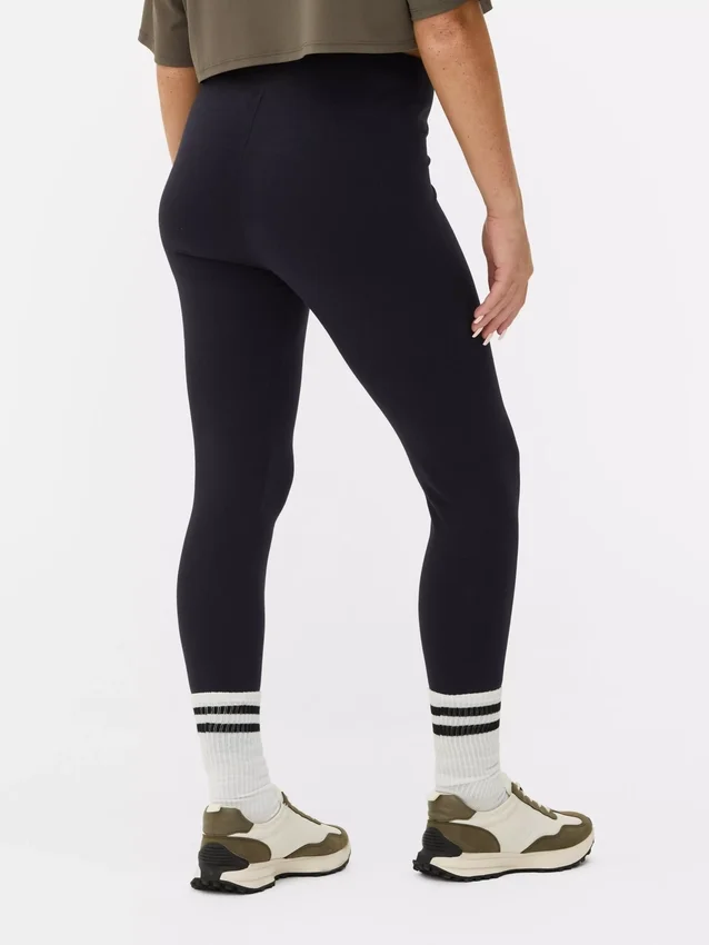 Korkeavyötäröiset jersey-leggingsit
