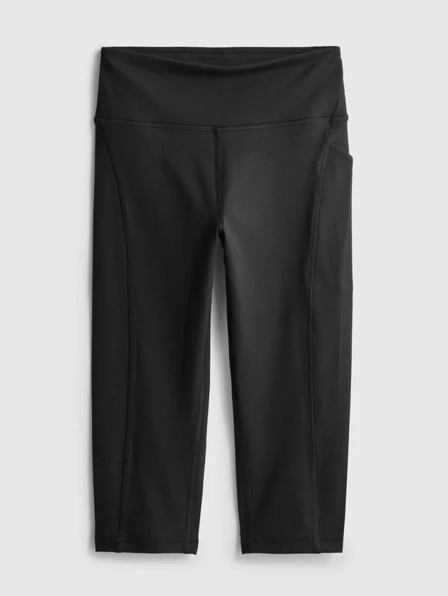 Korkeavyötäröiset, sileät ja tukevat capri-leggingsit