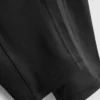 Korkeavyötäröiset, sileät ja tukevat capri-leggingsit