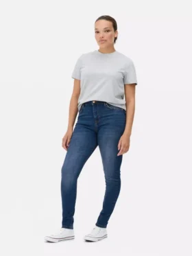 Korkeavyötäröiset skinny-farkut
