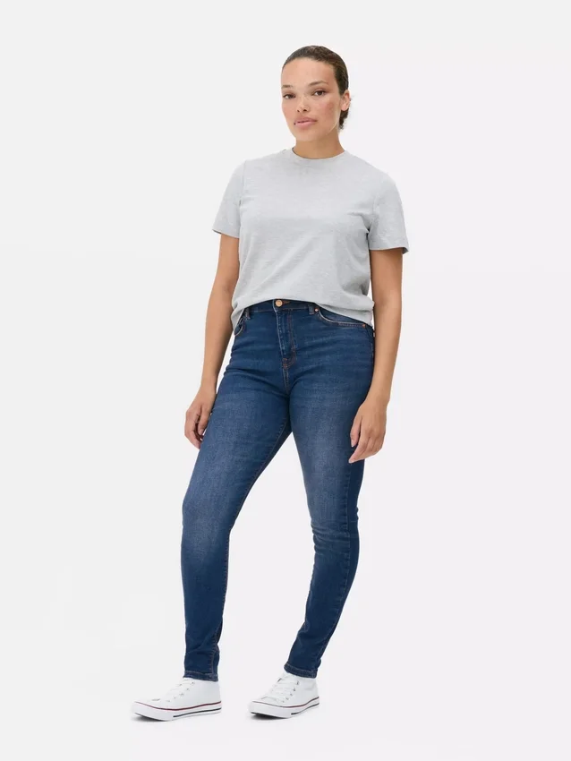 Korkeavyötäröiset skinny-farkut