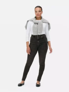 Korkeavyötäröiset skinny-farkut