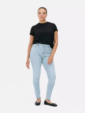 Korkeavyötäröiset skinny-farkut