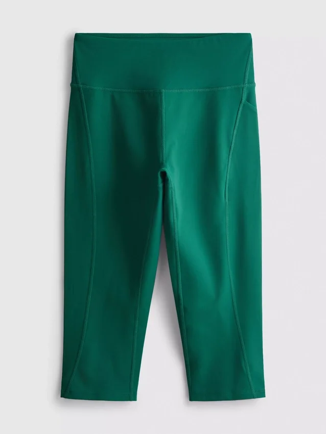 Korkeavyötäröiset urheilulliset capri-leggingsit