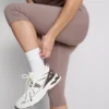 Korkeavyötäröiset urheilulliset capri-leggingsit