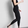 Kreppiset stirrup-leggingsit