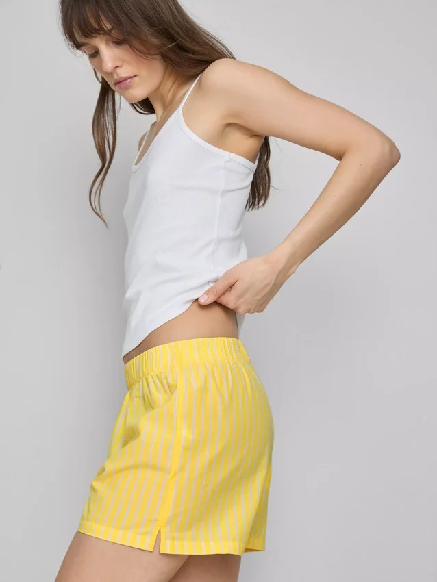 Kudotut puuvillaiset pyjamat