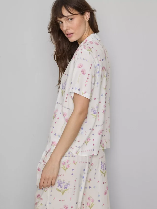 Kukkakuvioinen lyhythihainen pyjama-paita