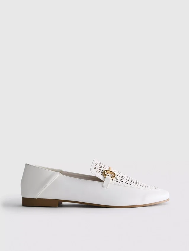 Laserleikatut tekonahkaiset snaffle-bit-loaferit
