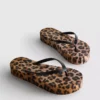 Leopardikuvioiset flatform-sandaalit