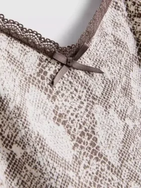 Leopardikuvioiset pitsiset cami-pyjamat