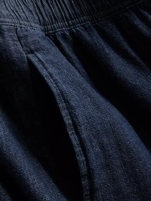 Leveälahkeiset culotte-farkut