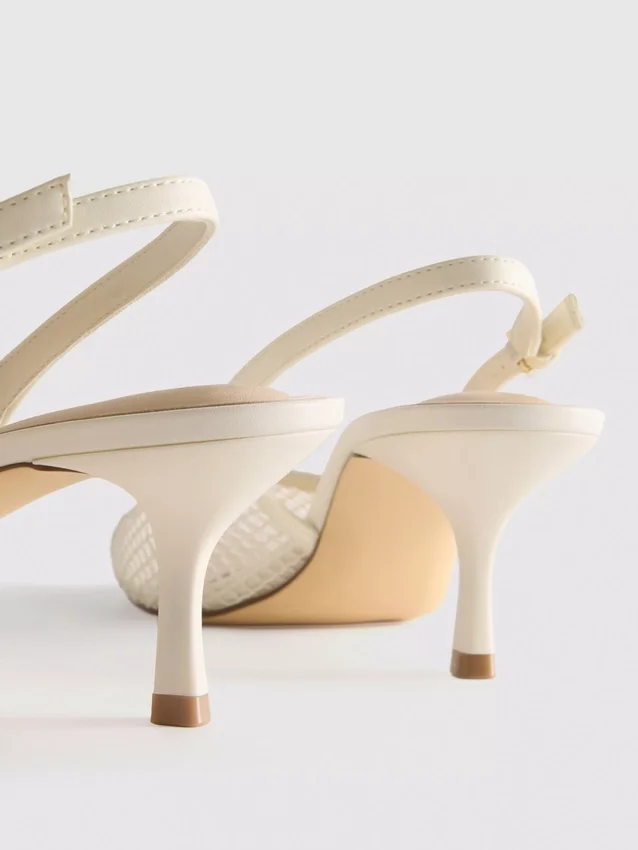 Leveät verkkomateriaaliset slingback-korkokengät