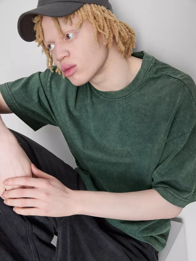 Lyhythihainen pesetty t-paita