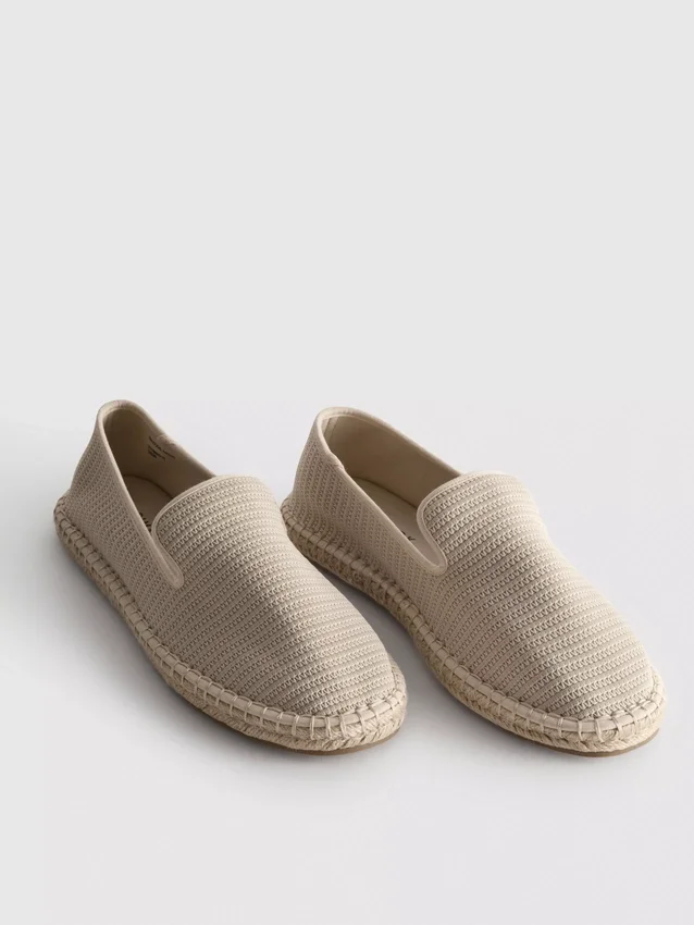 Matala neulottu espadrilli