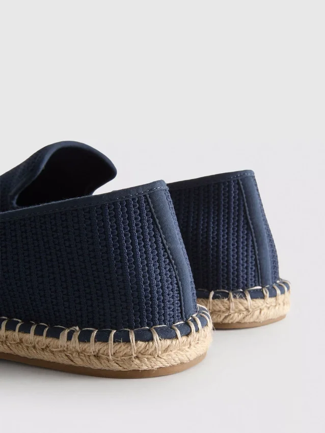 Matala neulottu espadrilli