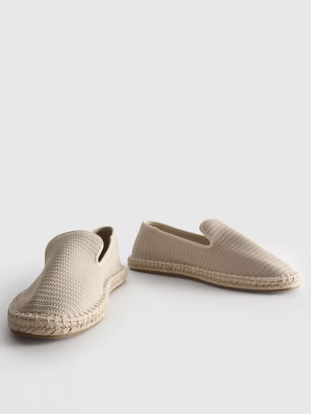 Matala neulottu espadrilli