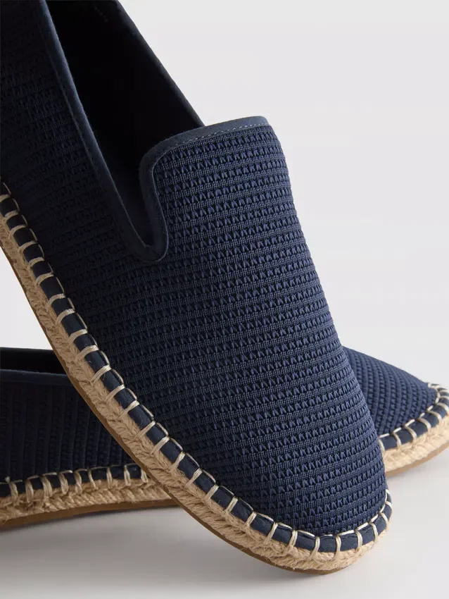 Matala neulottu espadrilli