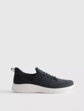Matalan vartalon slip-on-tennarit