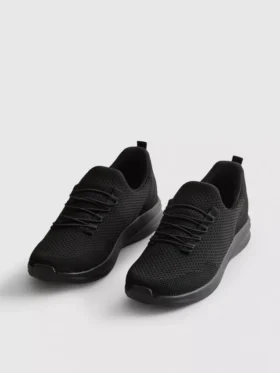 Matalan vartalon slip-on-tennarit
