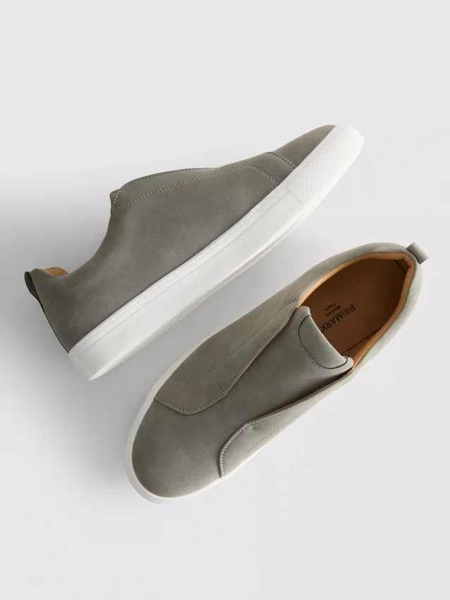 Matalan vartalon slip-on-tennarit