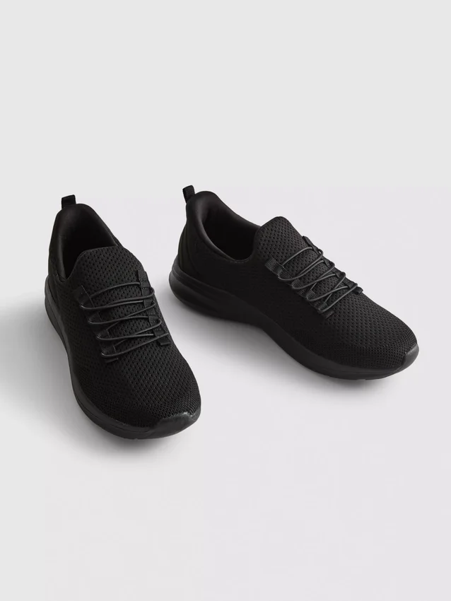 Matalan vartalon slip-on-tennarit