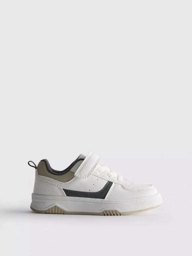 Matalan vartalon tennarit