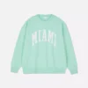 Miami-kirjaimin koristeltu oversized-huppari