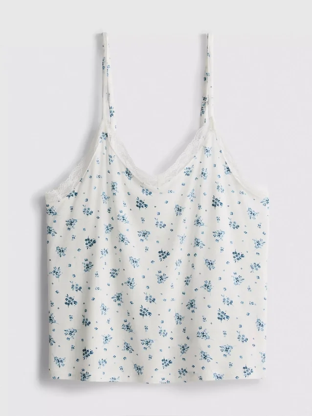 Modalipitoinen pyjamatoppi