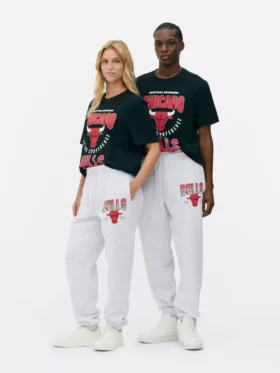 NBA Chicago Bulls -kiristysnauhalliset collegehousut