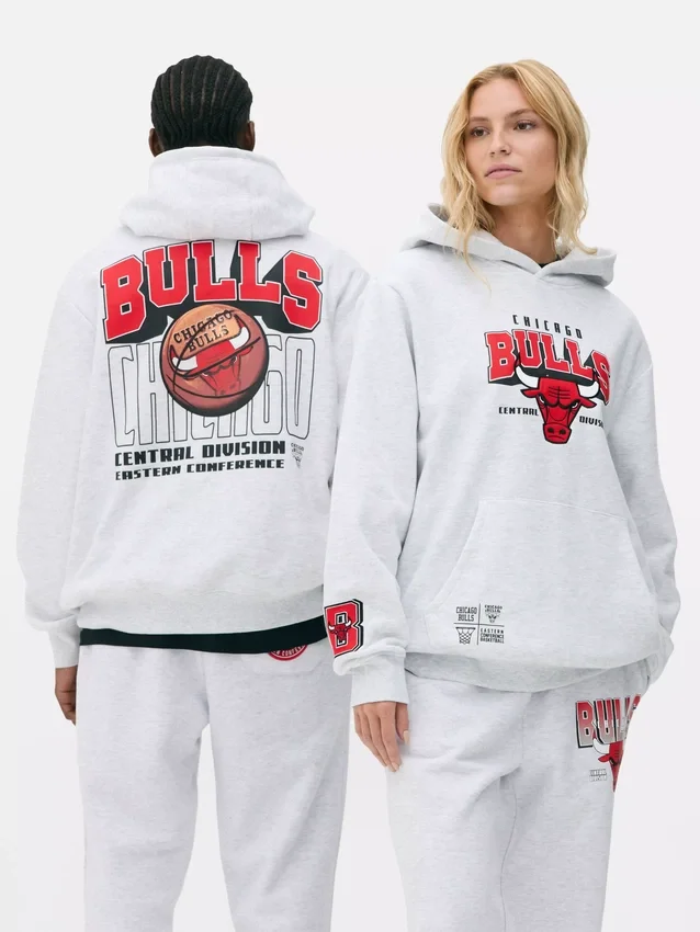 NBA Chicago Bulls -logolla varustettu huppari