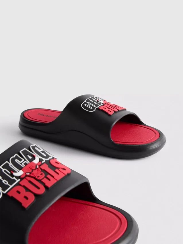 NBA Chicago Bulls -uima-sandaalit