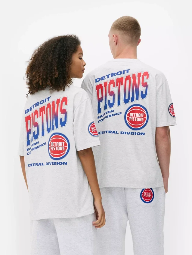 NBA Detroit Pistons -t-paita