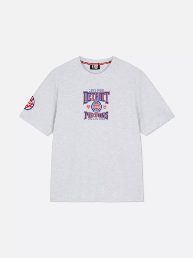 NBA Detroit Pistons -t-paita