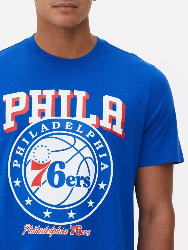 NBA Philadelphia 76ers -grafiikkat-kauluspaita