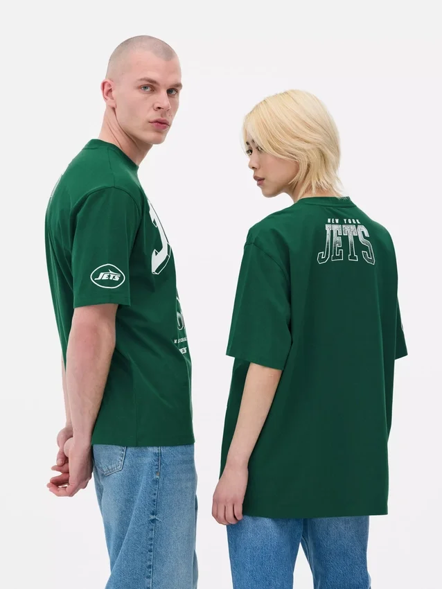 New York Jets -logolla varustettu t-paita