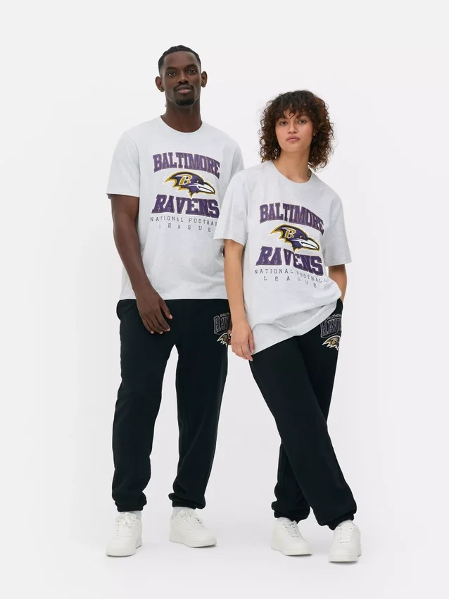 NFL Baltimore Ravens -logolla varustettu t-paita
