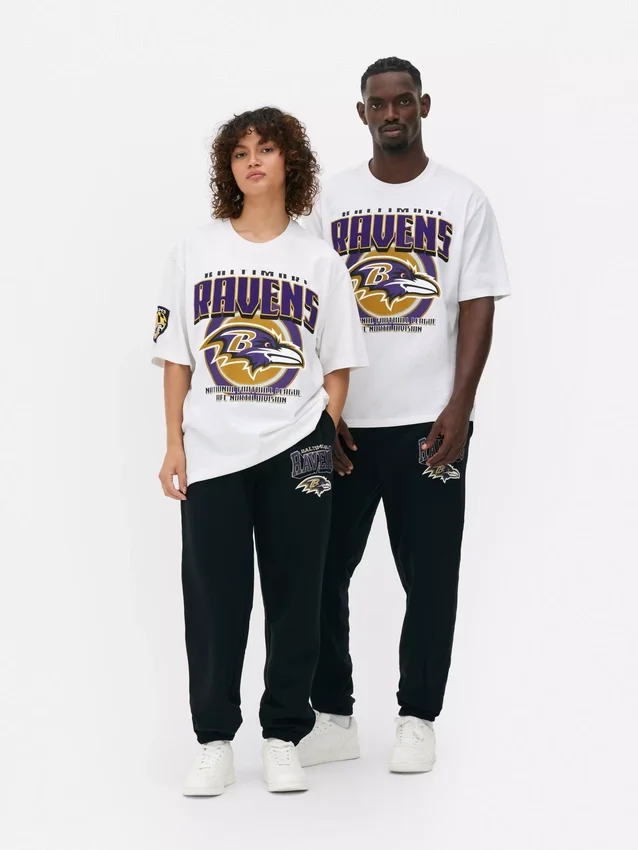 NFL Baltimore Ravens -logolla varustettu t-paita