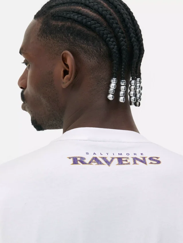NFL Baltimore Ravens -logolla varustettu t-paita