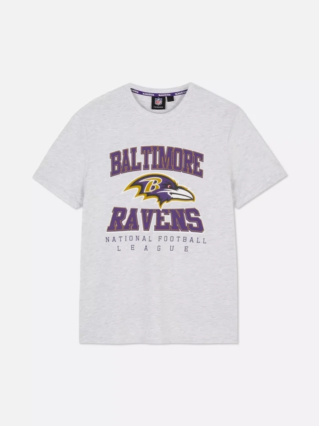NFL Baltimore Ravens -logolla varustettu t-paita