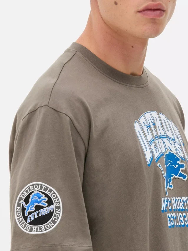 NFL Detroit Lions -logolla varustettu t-paita