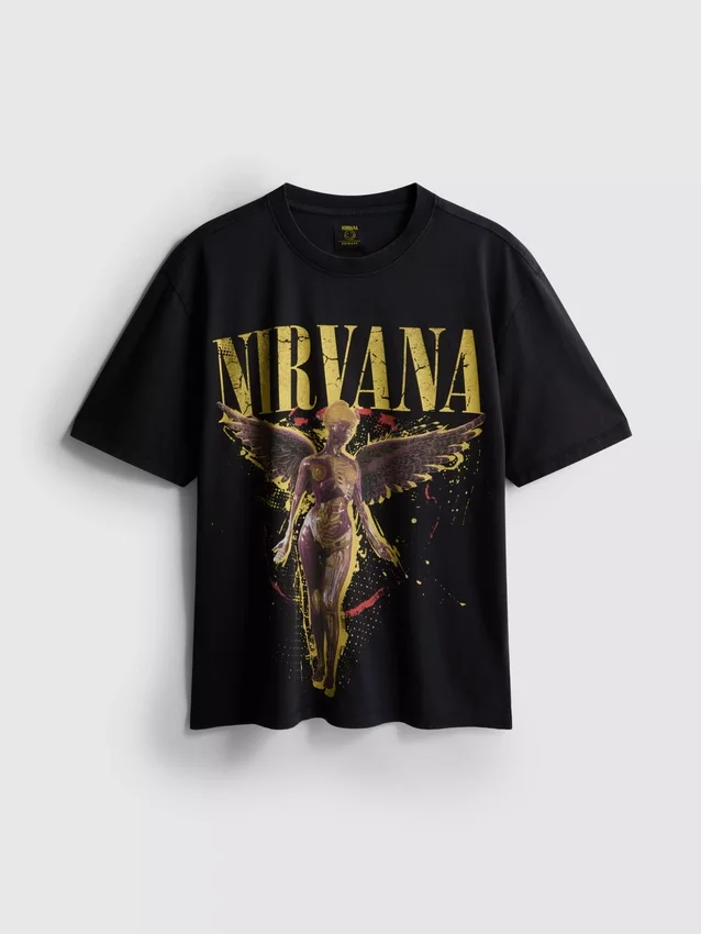 Nirvana-enkeli-kuvioinen t-paita