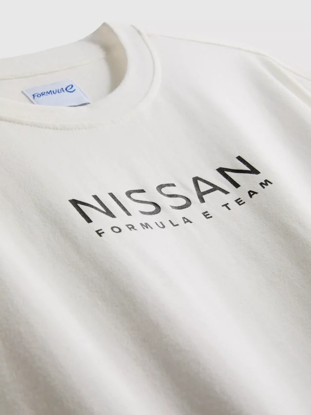 Nissan Formula E -Kauluspaidat