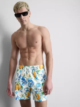 Oranssit teksturoidut Shortsit