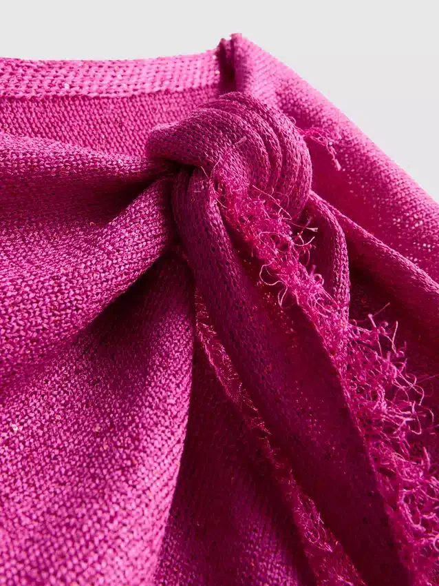 Paljettitupsuinen sarong