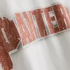 Pantera-grafiikalla varustettu T-paita