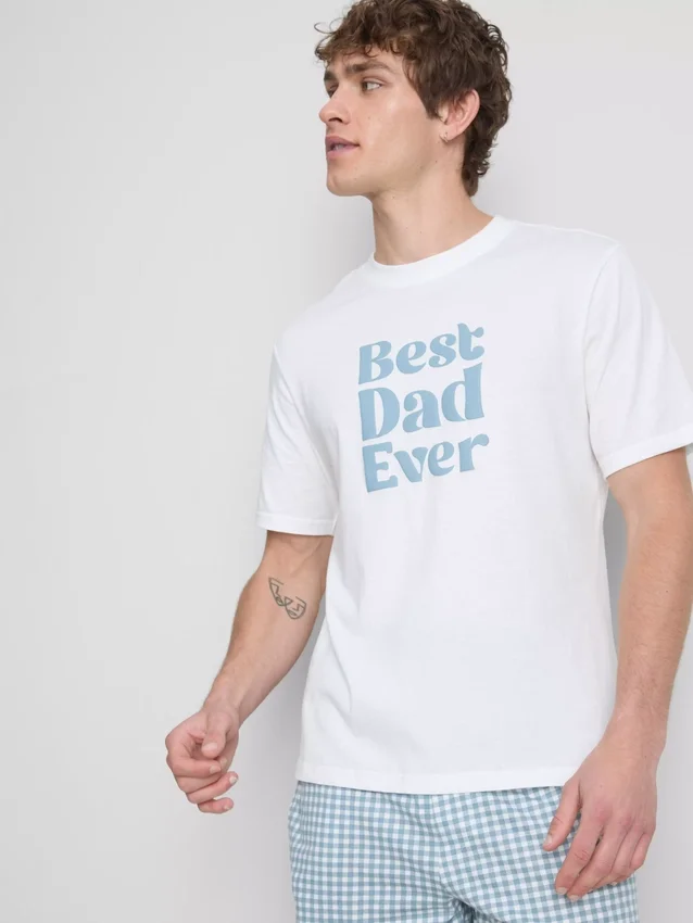 Parhaat isän ja perheen yhteensopivat pyjamat