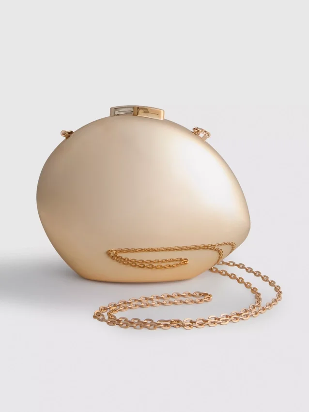 Paula Echevarrían metallinen soikea olkalaukku