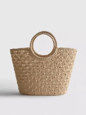 Paula Echevarrían virkattu bucket-laukku