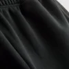 Pestyjä joustavia shortsseja